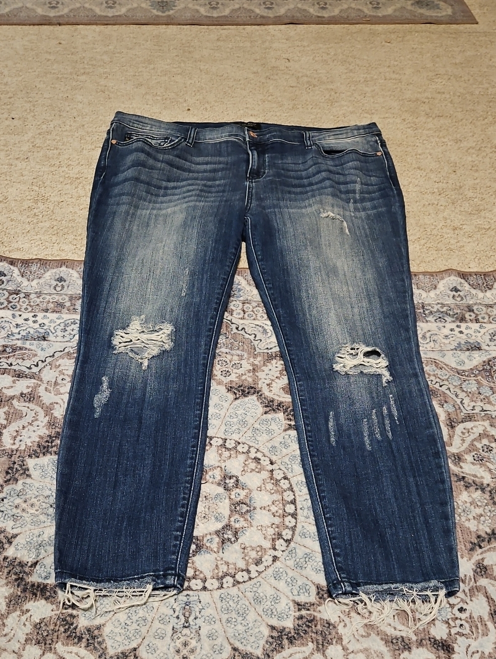 Judy Blue Medium/Dark Blue Distressed Boyfriend Jeans